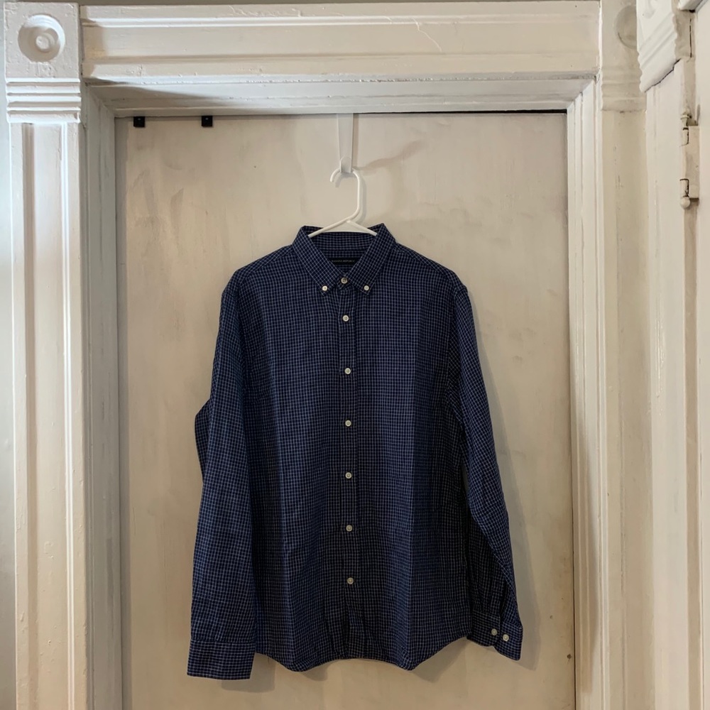 Banana Republic Men’s Size L Button Down Shirt